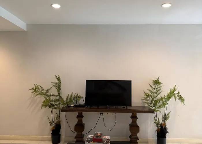Entire 3bedroom Townhome, Shared Swimming Pool In Sukhumvit, 2904 * 曼谷